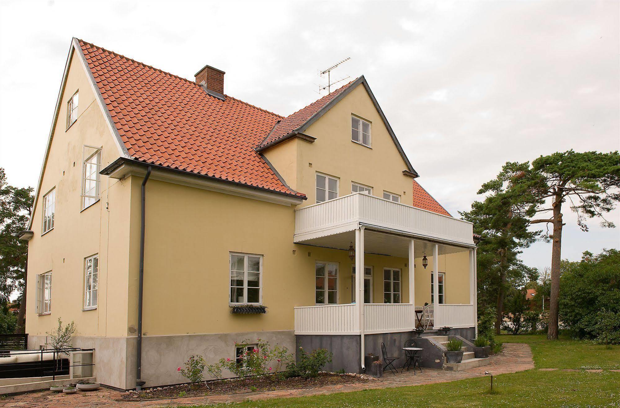 Our House Bed & Breakfast Ystad Exterior foto